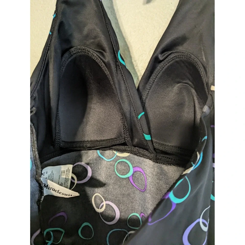 Miraclesuit Womens Halter One‎ Piece Swimsuit Black Geometric Circle Print 10
